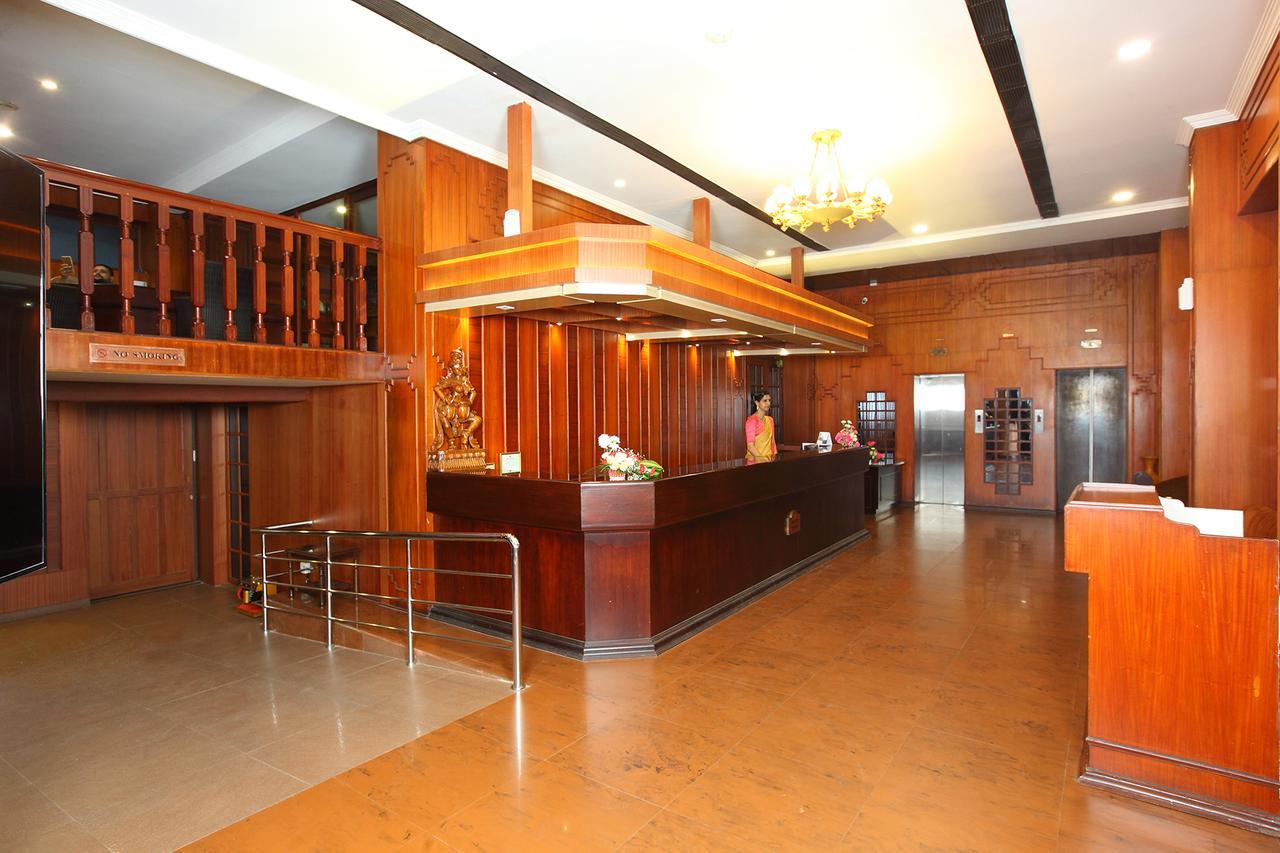 Trichur Towers Thrissur Esterno foto